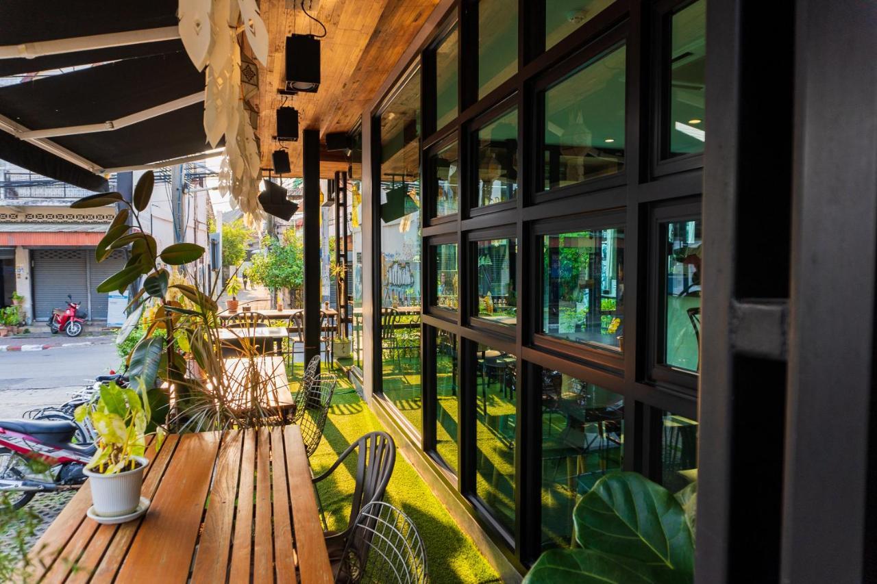 Wealth Boutique Hotel Chiang Mai Exterior photo