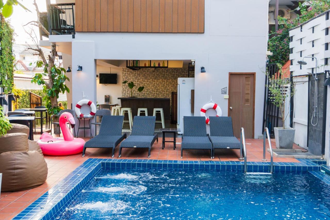 Wealth Boutique Hotel Chiang Mai Exterior photo