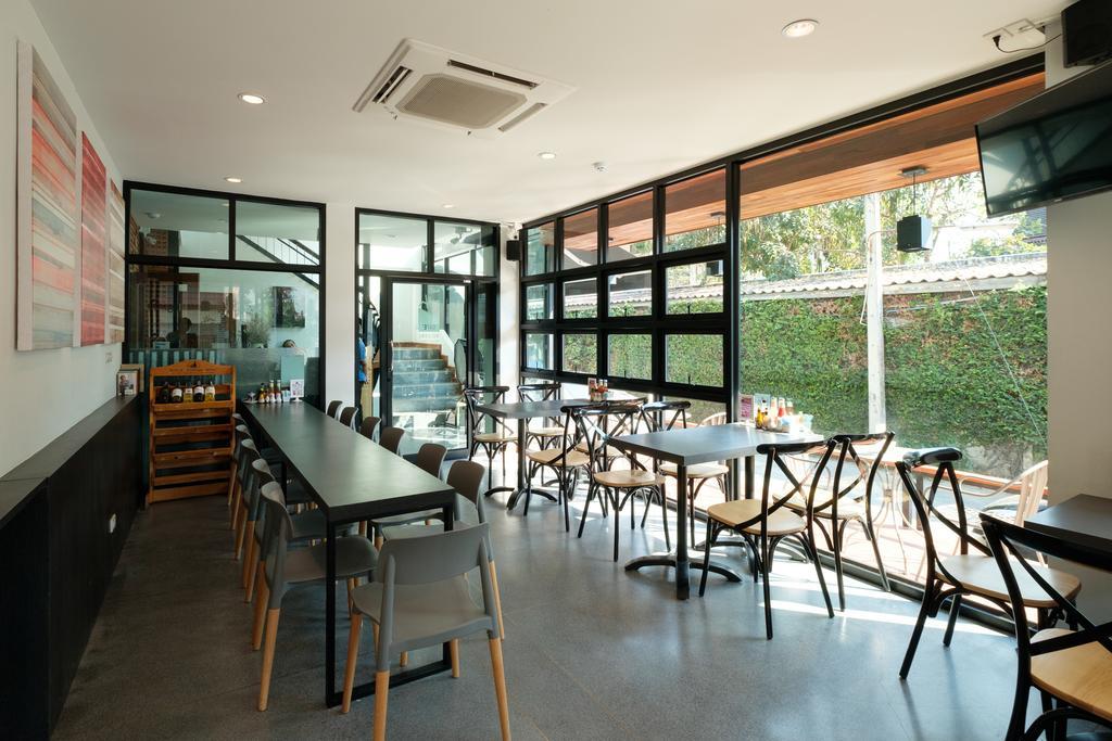 Wealth Boutique Hotel Chiang Mai Exterior photo