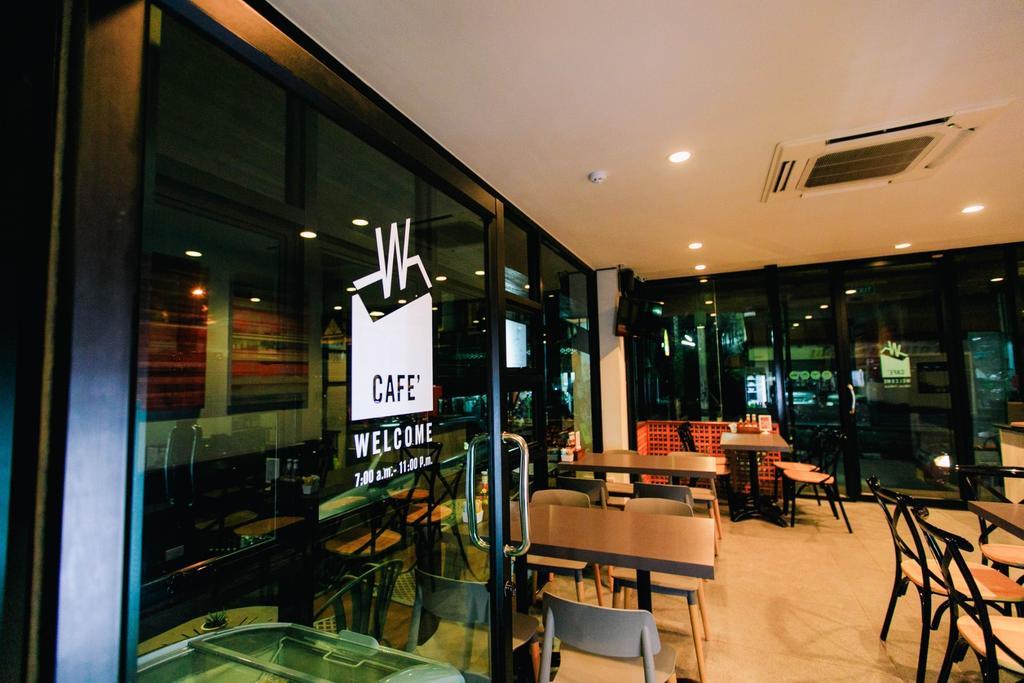 Wealth Boutique Hotel Chiang Mai Exterior photo